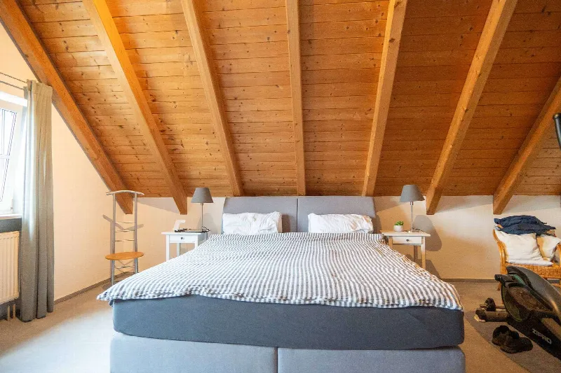 Schlafzimmer 1 in Aresing