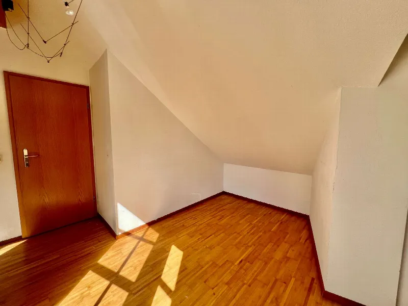 Freifläche, Gang | 2. OG in Grafrath