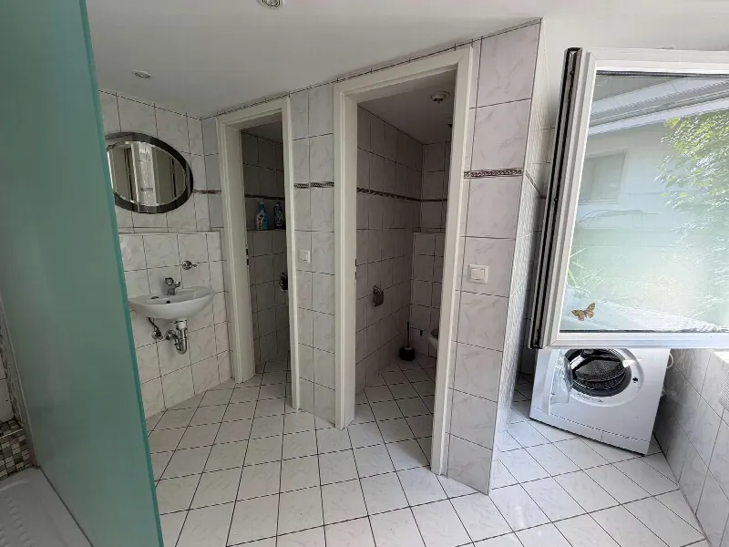 Haus 1 | EG | Gemeinschaftsbad in Ingolstadt